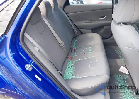 2024 Hyundai Elantra Se z USA, uszkodzony, nr VIN KMHLL4DG8RU782505